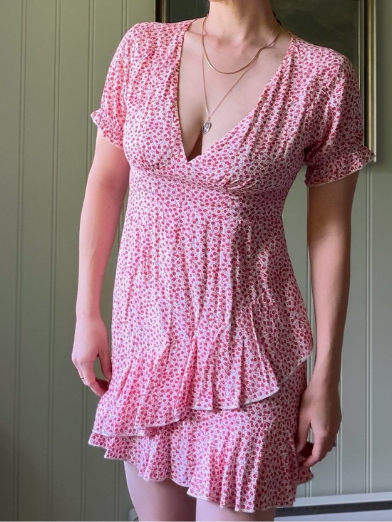 Polly Dresses & Skirts - Floral Mini Dress V-Neck Empire Waist Ruffle Hem Sundress - XS Fit